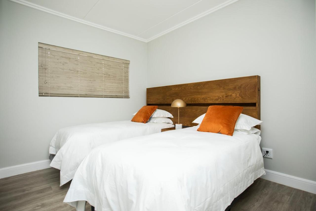 The Serengeti Lodge Kempton Park Dış mekan fotoğraf